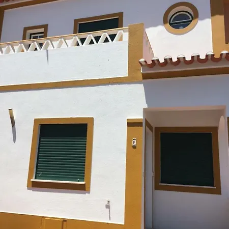 Trail House- Countryside And Beach Longueira Exterior photo