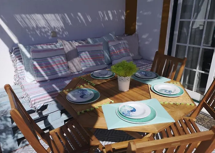 Trail House- Countryside And Beach